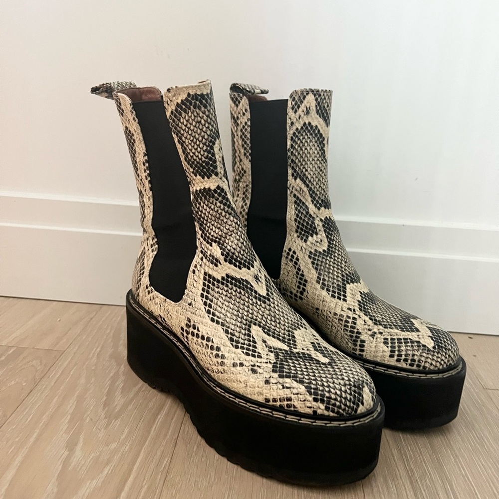Paris Texas faux snakeskin platform boots size 5